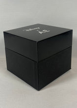 Charger l'image dans la galerie, Disney x American Eagle
Montre Mickey (neuve)
Avec boîte originale
⠀⠀⠀⠀⠀⠀⠀⠀