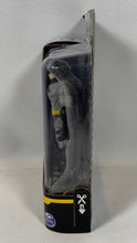 Charger l'image dans la galerie, Batman – Figurine DC Spin Master avec accessoires mystère