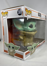 Charger l'image dans la galerie, Star Wars The Mandalorian Funko Pop! Jumbo 10” The Child #369
