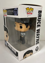 Charger l'image dans la galerie, Bruce Wayne – Gotham Before The Legend Funko Pop #77