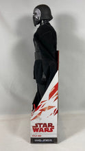 Charger l'image dans la galerie, Star Wars – Kylo Ren Big-Figs figurine géante 18 pouces avec sabre