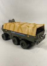 Charger l'image dans la galerie, G.I. Joe – Véhicule APC 1983 (Vintage – Hasbro)⠀⠀⠀⠀⠀⠀⠀⠀⠀⠀⠀⠀⠀⠀⠀⠀⠀⠀⠀⠀