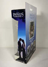 Charger l'image dans la galerie, The Princess Bride – Inigo Montoya (Bloodied) – Figurine 7 po (McFarlane Toys)