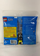 Charger l'image dans la galerie, LEGO City – Police Off-Road Buggy Car (30664) – 35 pièces – Neuf scellé