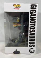 Charger l'image dans la galerie, Giganotosaurus – Jurassic World Dominion – Pop! Movies #1210