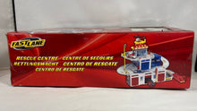 Charger l'image dans la galerie, Fast Lane Rescue Centre – Centre de secours – Ensemble de jeu avec véhicules