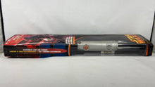 Charger l'image dans la galerie, Star Wars – Sabre laser électronique Anakin-Darth Vader
(Revenge of the Sith, Hasbro, 2005) – Boîte scellée