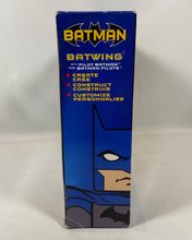 Charger l'image dans la galerie, Batman – Batwing C3 Construction (110 pièces) avec figurine Batman
