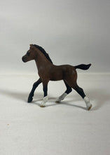 Charger l'image dans la galerie, Schleich Poulain – Figurine 2013 (État excellent)⠀⠀⠀⠀⠀⠀⠀⠀⠀⠀⠀⠀⠀⠀⠀⠀⠀⠀⠀⠀⠀⠀