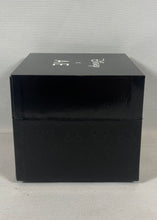 Charger l'image dans la galerie, Disney x American Eagle
Montre Mickey (neuve)
Avec boîte originale
⠀⠀⠀⠀⠀⠀⠀⠀