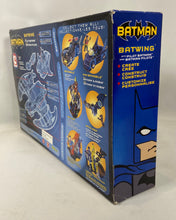 Charger l'image dans la galerie, Batman – Batwing C3 Construction (110 pièces) avec figurine Batman