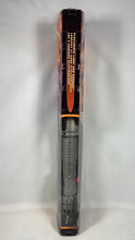 Charger l'image dans la galerie, Star Wars – Sabre laser électronique Mace Windu
Revenge of the Sith (Hasbro, 2005) – Neuf scellé