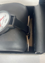 Charger l'image dans la galerie, Disney x American Eagle
Montre Mickey (neuve)
Avec boîte originale
⠀⠀⠀⠀⠀⠀⠀⠀