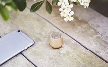 Charger l'image dans la galerie, Lexon Mino haut-parleur Gold