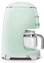 Charger l'image dans la galerie, Smeg Machine à café à filtre esthétique style rétro des années 50, 10 tasses, vert pastel