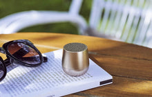 Charger l'image dans la galerie, Lexon Mino haut-parleur Gold