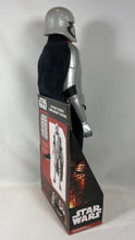 Charger l'image dans la galerie, Star Wars – Captain Phasma
Figurine géante 50 cm (20 po) – Jakks Pacific
