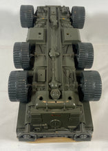 Charger l'image dans la galerie, G.I. Joe – Véhicule APC 1983 (Vintage – Hasbro)⠀⠀⠀⠀⠀⠀⠀⠀⠀⠀⠀⠀⠀⠀⠀⠀⠀⠀⠀⠀
