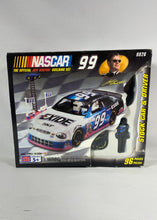 Charger l'image dans la galerie, Mega Bloks NASCAR – Jeff Burton #99 (96 pièces)
