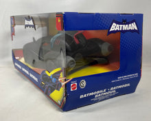 Charger l'image dans la galerie, Batman – Batmobile Mattel (Brave and the Bold) Véhicule DC Comics
