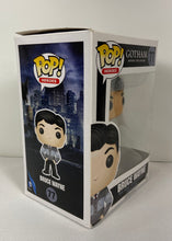 Charger l'image dans la galerie, Bruce Wayne – Gotham Before The Legend Funko Pop #77
