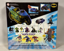 Charger l'image dans la galerie, Batcycle motorisée Batman – Véhicule Deluxe Mattel (DC Comics)
