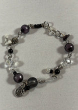 Charger l'image dans la galerie, Bracelet artisanal noir et violet – Création unique
