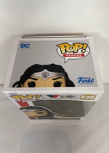 Charger l'image dans la galerie, WONDER WOMAN – THE FALL OF SINESTRO (#430)
⠀
