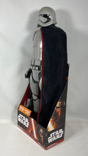 Charger l'image dans la galerie, Star Wars – Captain Phasma
Figurine géante 50 cm (20 po) – Jakks Pacific
