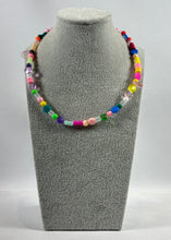 Charger l'image dans la galerie, Collier coloré à perles fantaisie – Style ludique
