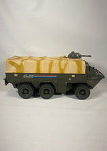 Charger l'image dans la galerie, G.I. Joe – Véhicule APC 1983 (Vintage – Hasbro)⠀⠀⠀⠀⠀⠀⠀⠀⠀⠀⠀⠀⠀⠀⠀⠀⠀⠀⠀⠀
