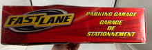 Charger l'image dans la galerie, Fast Lane Grand Parking Garage  – Garage de stationnement + Voitures &amp; Hélicoptère
