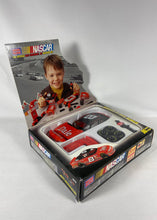 Charger l'image dans la galerie, Mega Bloks – NASCAR Dale Earnhardt Jr. #8 (Set 9925, 96 pièces)⠀⠀⠀⠀⠀⠀⠀⠀
