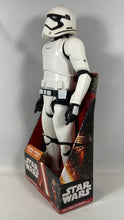 Charger l'image dans la galerie, Star Wars – Stormtrooper du Premier Ordre – Figurine géante Big-Figs 18 pouces
