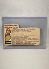 Charger l'image dans la galerie, GI Joe – File Card Scarlett (Counter Intelligence, bilingue) – Vintage 1983
