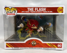 Charger l'image dans la galerie, The Flash – Pop! Moment DC – Scène dynamique – #1349
