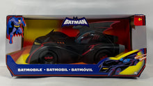 Charger l'image dans la galerie, Batman – Batmobile Mattel (Brave and the Bold) Véhicule DC Comics
