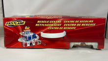 Charger l'image dans la galerie, Fast Lane Rescue Centre – Centre de secours – Ensemble de jeu avec véhicules
