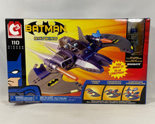 Charger l'image dans la galerie, Batman – Batwing C3 Construction (110 pièces) avec figurine Batman
