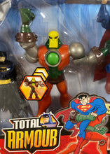 Charger l'image dans la galerie, Batman &amp; Superman vs Metallo – Total Armour – DC
