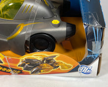 Charger l'image dans la galerie, Batman – Batmobile Stealth Strike 2-en-1 (DC Comics / Mattel)
