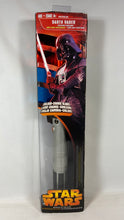 Charger l'image dans la galerie, Star Wars – Sabre laser électronique Anakin-Darth Vader
(Revenge of the Sith, Hasbro, 2005) – Boîte scellée
