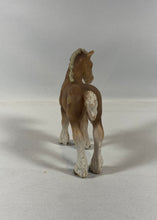 Charger l'image dans la galerie, Schleich – Figurine poulain brun (2009)
