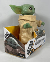 Charger l'image dans la galerie, Grogu The Child Star Wars The Mandalorian Figurine Hasbro Officielle
