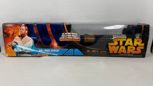 Charger l'image dans la galerie, Star Wars – Obi-Wan Kenobi Ultimate FX Lightsaber Hasbro 2005 (Boîte scellée)
