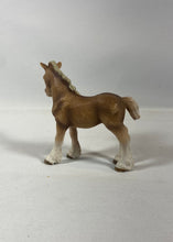 Charger l'image dans la galerie, Schleich – Figurine poulain brun (2009)
