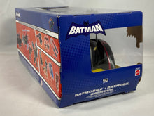 Charger l'image dans la galerie, Batman – Batmobile Mattel (Brave and the Bold) Véhicule DC Comics
